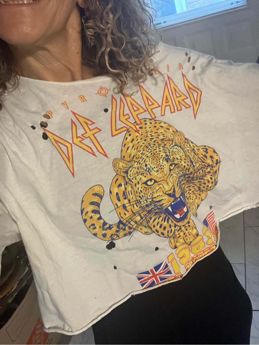 Graphic Off-White Women's Tank Top. rocker 1/2 shirt.